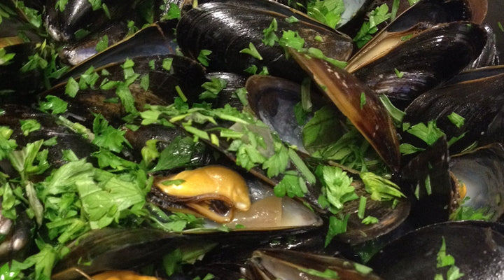 Mussels Steamed in a Curry Maple Cream